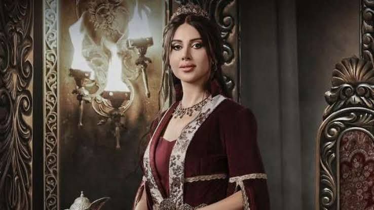 ياسمين رئيس تشغل الجمهور بزواجها.. أبرز المعلومات عن "فتاة المصنع"