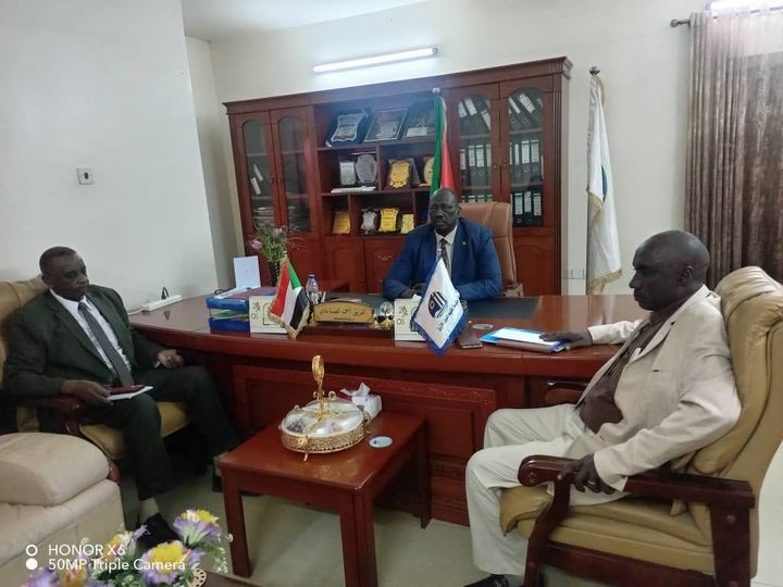 ترتيبات لإنشاء محطة مياه بمعسكر إيواء اللاجئين الإثيوبيين بمحافظة ود الماحي