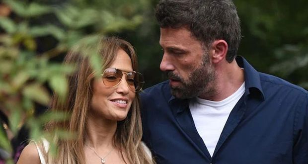 بدت مرتبكة من التوتر.. هكذا ردّت جينيفر لوبيز على سؤال عن طلاقها من بن أفليك