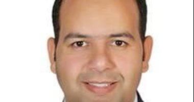 وزارة الصحة تجدد ندب أنور إسماعيل مساعدا للوزير لشئون المشروعات القومية