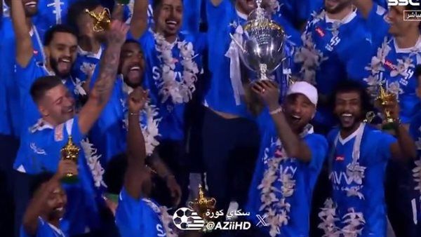 نيمار يحتفل بتتويج الهلال بدوري روشن السعودي