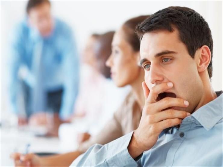 هل تدمع عيناك عند التثاؤب؟.. لن تتوقع السبب