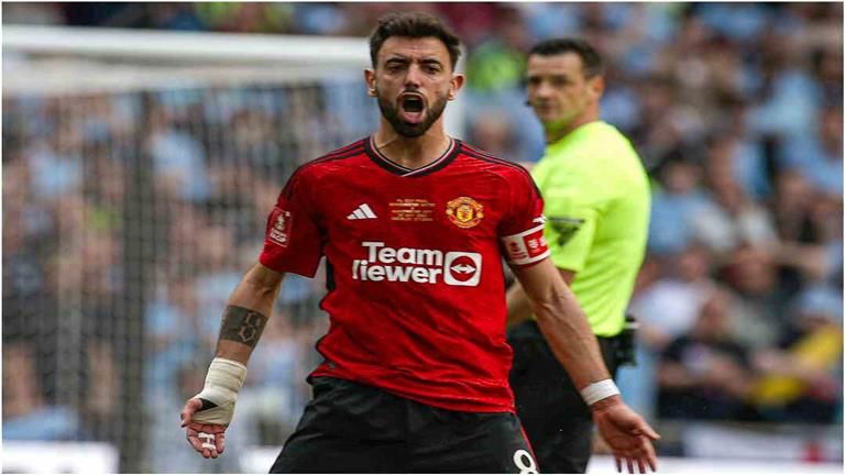 يونايتد يتوّج بكأس الاتحاد الإنجليزي بثنائية في مرمى سيتي