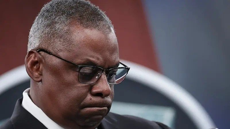 وزير دفاع أمريكا إلى المستشفى مجددا.. ونائبته تتولى مهامه