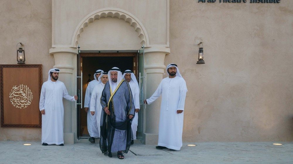 حاكم الشارقة يزور مجلس الحيرة الأدبي