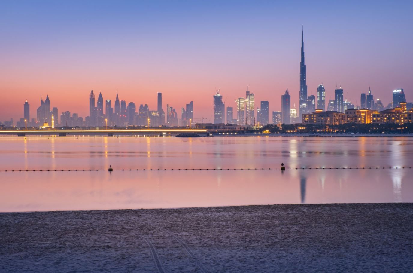 الامارات | الطقس غداً.. صحو إلى غائم جزئياً