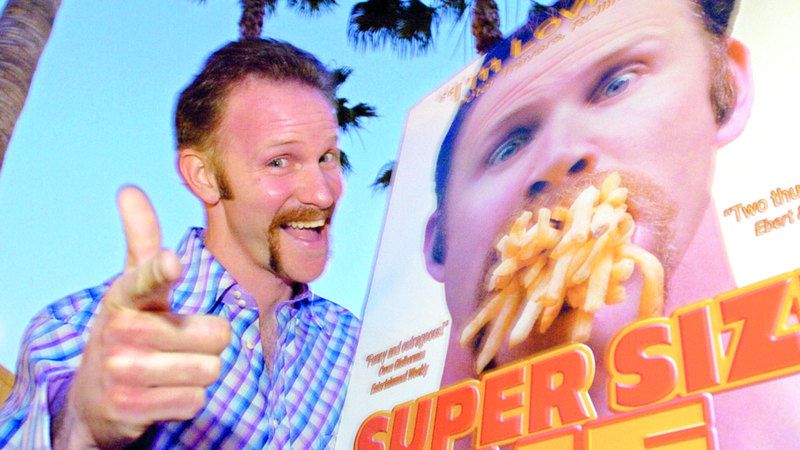 الامارات | مخرج «سوبر سايز مي»  يرحل عن 53 عاماً