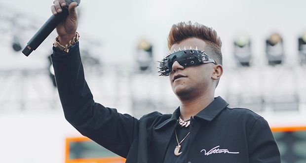 إحالة مؤدي المهرجانات عصام صاصا إلى محكمة الجنايات