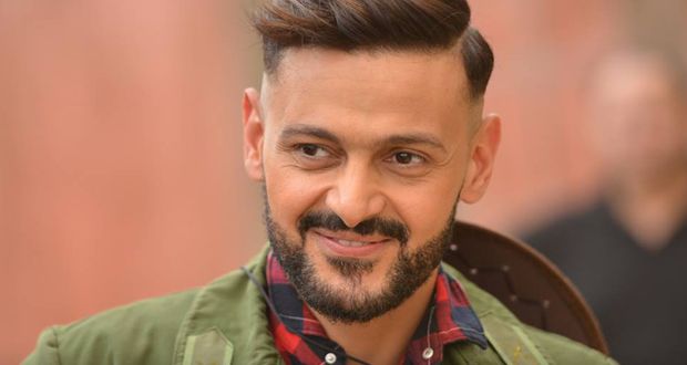 بعد اختفائه لفترة.. رامز جلال يعود للتواصل الإجتماعي