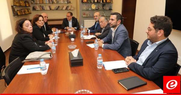 سامي الجميل امام وفد نقابة المحررين: اما البحث عن اسم توافقي او الذهاب الى دورات متتالية