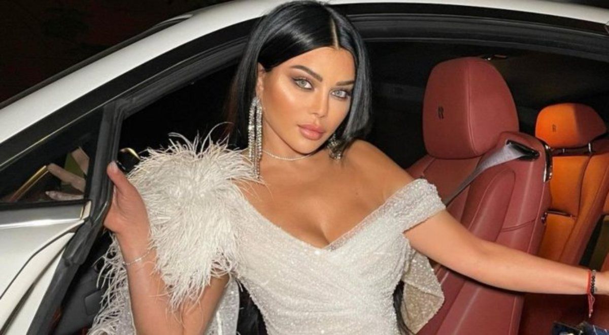 “بدون فوتوشوب”.. ملامح هيفاء وهبي الحقيقية في “كان” السينمائي حديث المنصّات