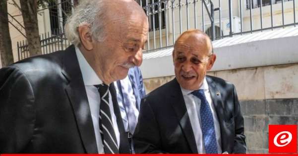 وليد وتيمور جنبلاط استقبلا لودريان في كليمنصو