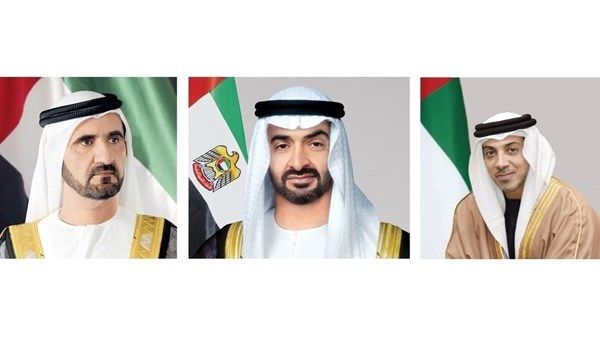 رئيس الدولة ونائباه يهنئون رئيس أذربيجان باليوم الوطني لبلاده