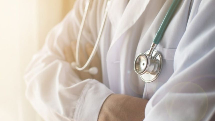 بـ60%.. عدد السعوديات يفوق الرجال في توطين قطاع الصحة