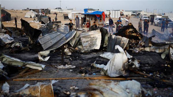 مجزرة مروعة جديدة.. الاحتلال يقصف خيم النازحين بالموصى غربي رفح