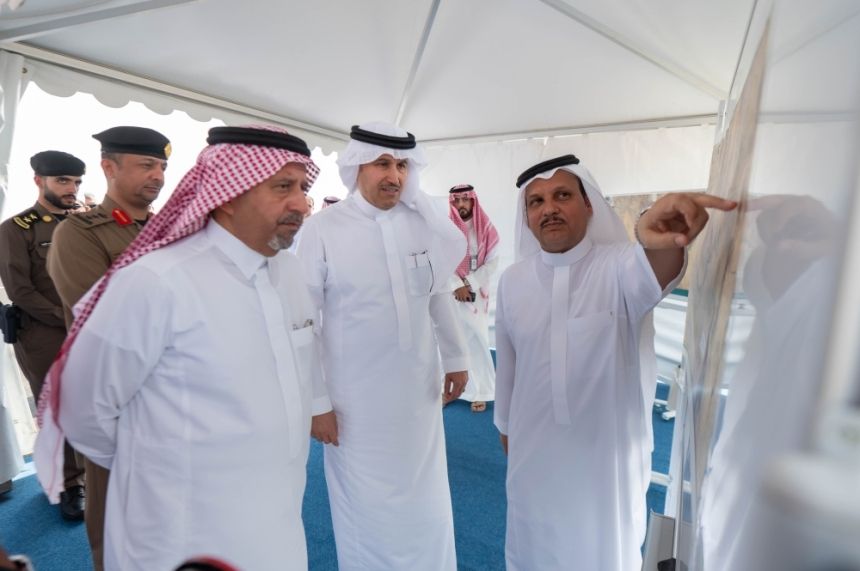 وزير النقل يفتتح الحركة المرورية على الطريق الدائري الثاني بجدة