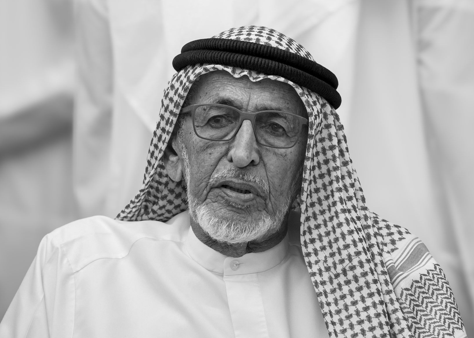 الامارات | محمد بن زايد ينعى سعيد بن أحمد العتيبة