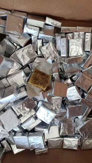 امن الدولة ختمت معمل ومستودع لاحتوائهما على منتجات مزورة ومغشوشة من النسكافيه في بلدة انصار