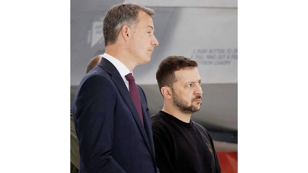 زيلينسكي يدعو بايدن مجدداً لحضور «قمة السلام»