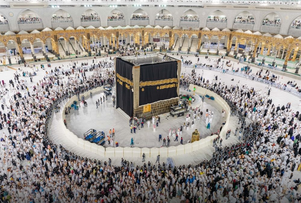 "الأمر بالمعروف" تسخِّر تقنيات الذكاء الاصطناعي لخدمة ضيوف الرحمن