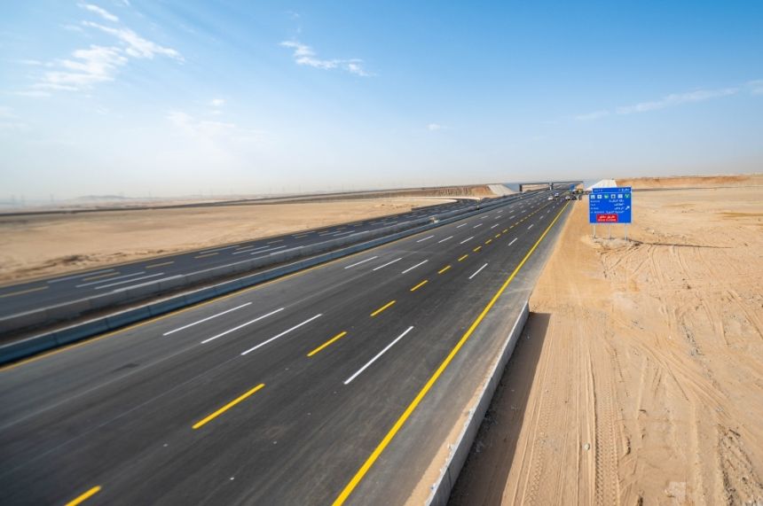 وزير النقل يفتتح الحركة المرورية على الطريق الدائري الثاني بجدة