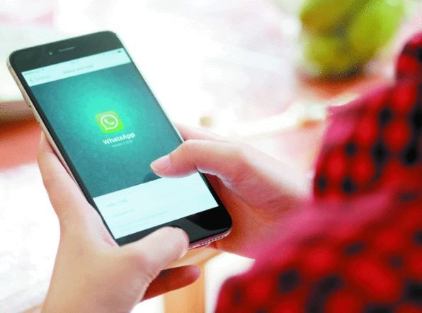 الامارات | هل رسائل "الواتس آب" تعد سندا قانونيا لإثبات الدين ؟