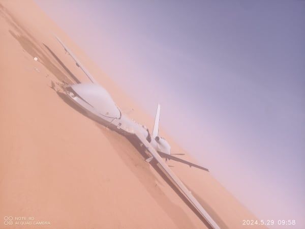 اليمن..سقوط طائرة مُسيّرة مجهولة في صحراء مأرب