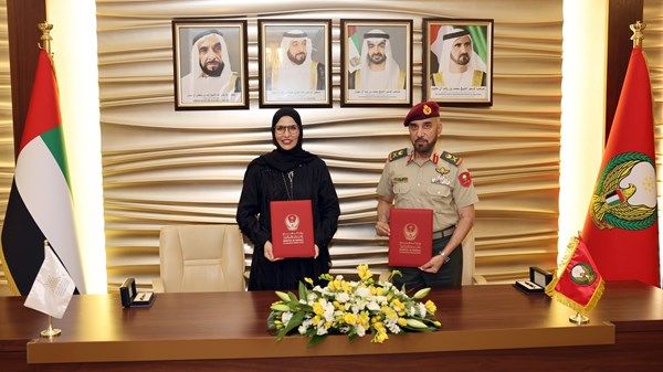 مذكرة تفاهم بين «الدفاع» و«الإمارات للشركات الدفاعية»
