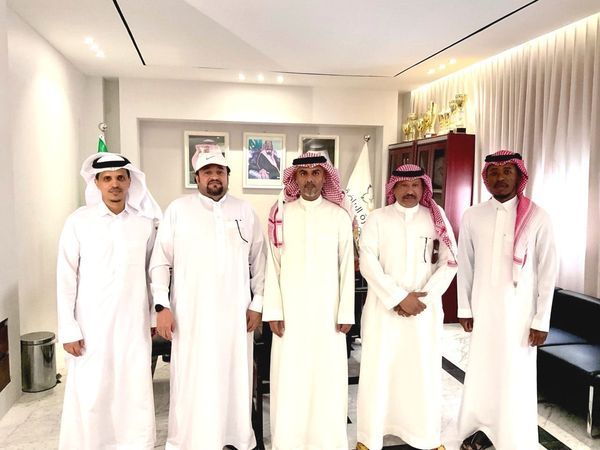 البعثة الإدارية تُوجِّه صوت شكر وتقدير لإدارة نادي عكاظ