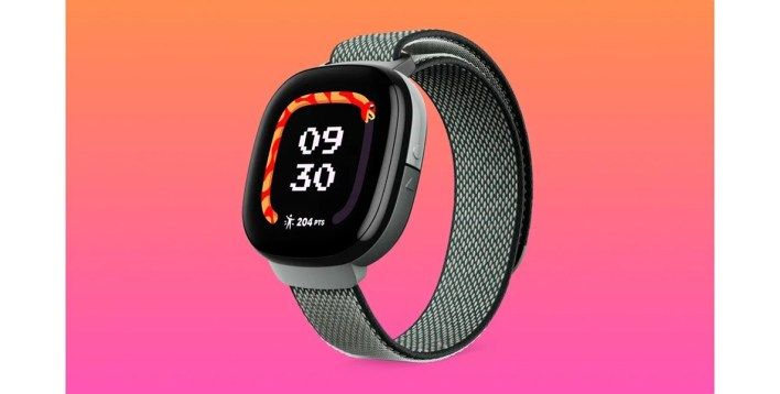 تكنولوجيا: Fitbit تطلق ساعة الأطفال الذكية Fitbit Ace LTE بسعر 120 دولار تقريباً