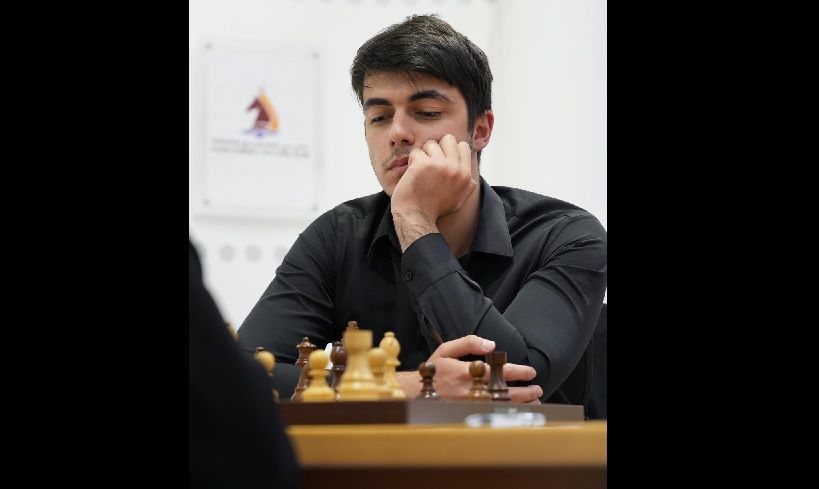 الامارات | الأذربيجاني يتصدر "دولية دبي للشطرنج"