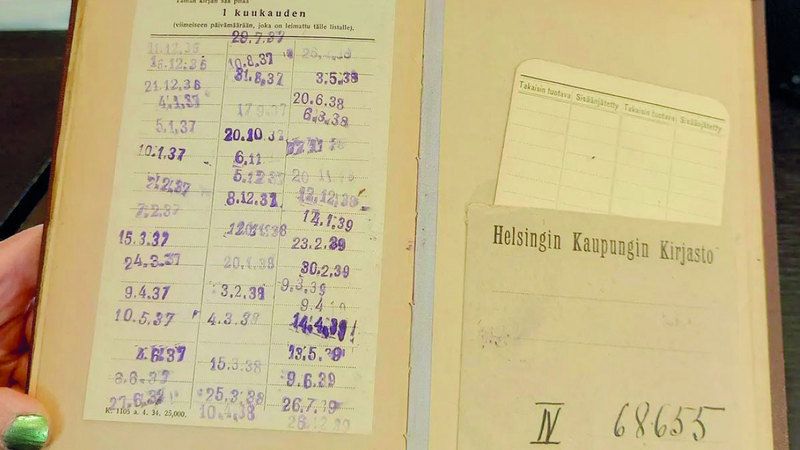 الامارات | إعادة كتاب تمت استعارته قبل 84 سنة