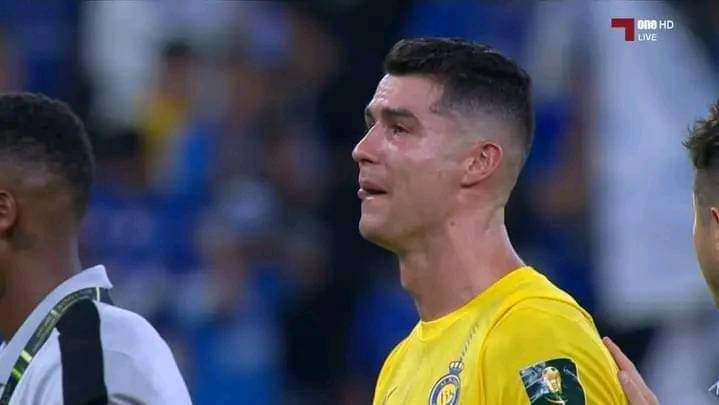 رونالدو يدخل في نوبة بكاء بعد خسارة لقب كأس الملك على يد الهلال.. شاهد