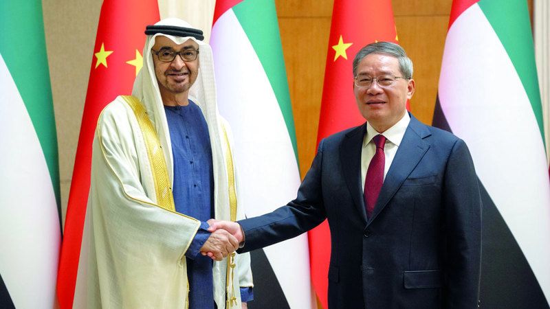 الامارات | رئيس الدولة: الإمارات حريصة على الاستفادة من تجارب التنمية المتميزة في العالم