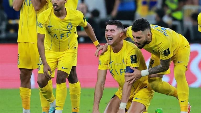 "استمتعوا بمشهد بكاء رونالدو".. ميدو يوجه رسالة إلى الأجيال المقبلة من اللاعبين