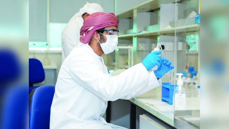 الامارات | جامعة الإمارات تموّل 618 مشروعاً بحثياً للطلبة في 3 سنوات