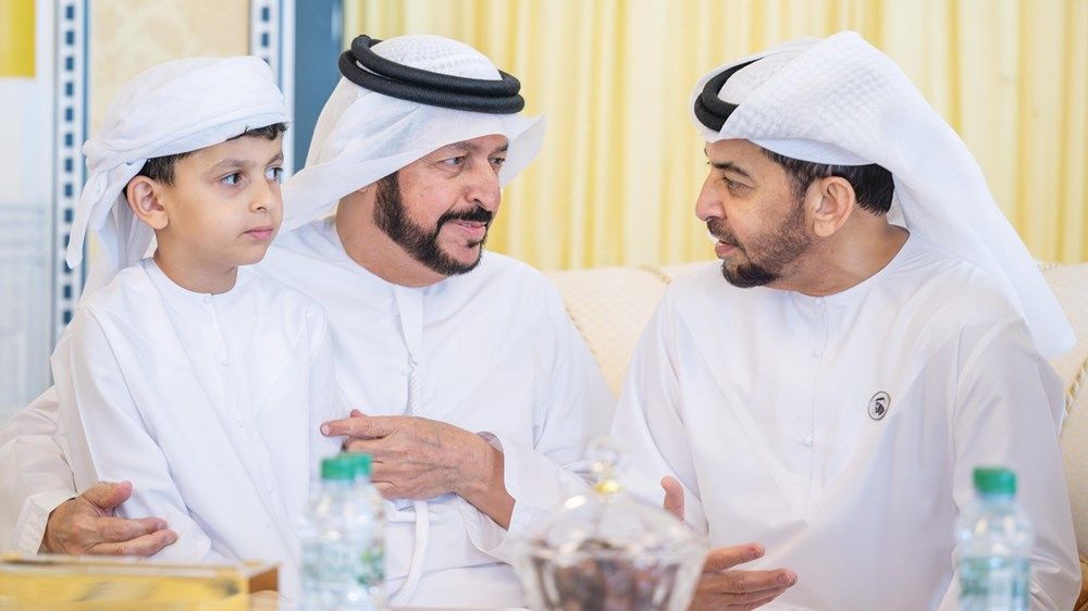 حمدان بن زايد يقدم واجب العزاء في وفاة سعيد بن أحمد بن خلف العتيبة