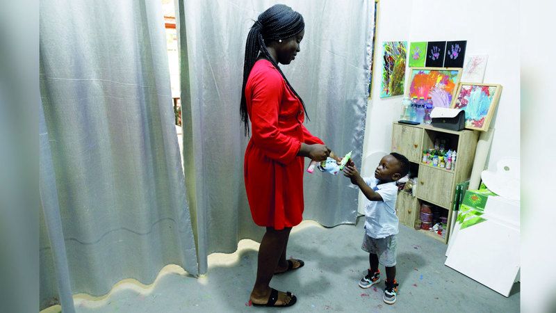 الامارات | أصغر فنان في العالم