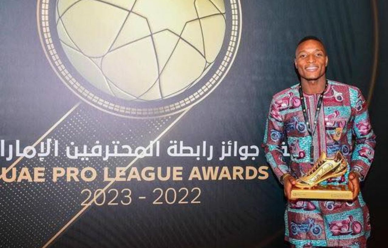 الامارات | «فيفا» يجرد مهاجم العين لابا كودجو من لقب هداف الدوري