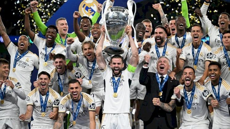 صحافة مدريد: "ليحفظ الله الملك"