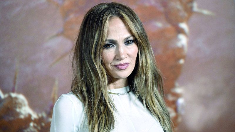 الامارات | جنيفر لوبيز بعد إلغاء جولتها الغنائية: سأعوضكم