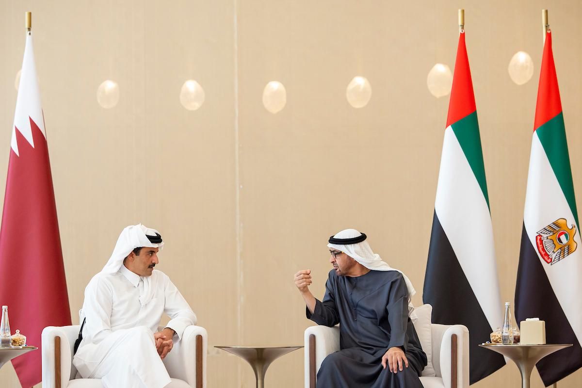 الخليج اليوم .. رئيس الدولة وأمير قطر يبحثان العلاقات الأخوية والمستجدات في المنطقة