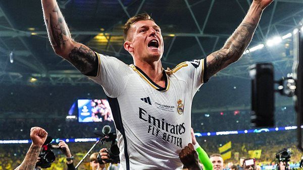 مودريتش يوجه رسالة لتوني كروس بعد اعتزال كرة القدم