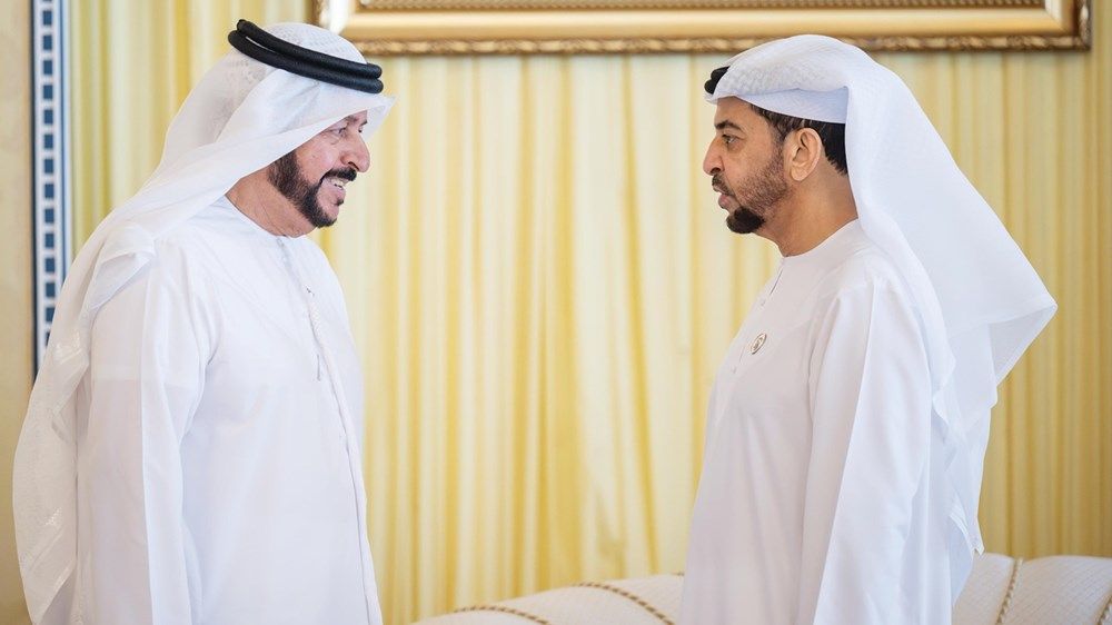 حمدان بن زايد يقدم واجب العزاء في وفاة سعيد بن أحمد بن خلف العتيبة