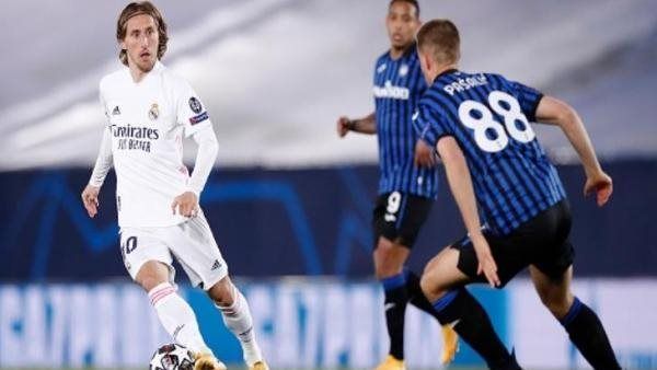 ريال مدريد الإسباني ضد أتالانتا الإيطالي.. تعرف على موعد صدام كأس السوبر الأوروبي
