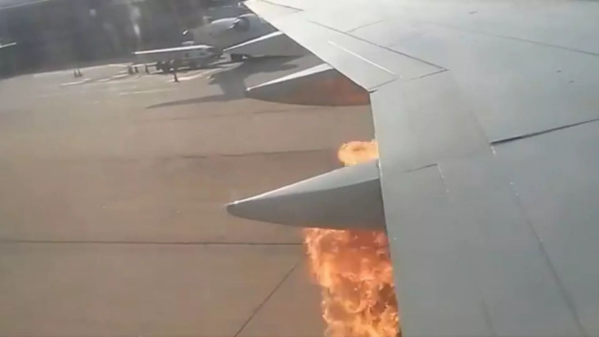 الامارات | محرك طائرة «يشفط» رجلاً في مطار أمستردام ..ويتسبب بمقتله