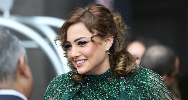 بشرى تردّ على انتقادات ظهور الفنانات المصريات في “كان” وفيديوهات رقصها