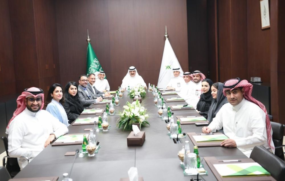 وفداً من "المؤسسة البحرينية للحوار" يطلع على تجربة مركز الملك عبدالعزيز