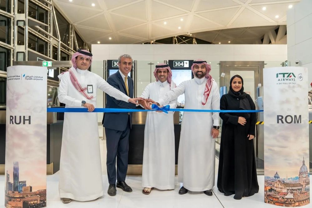 من روما إلى الرياض.. الربط الجوي يشارك في استقبال أولى رحلات "خطوط إيتا"
