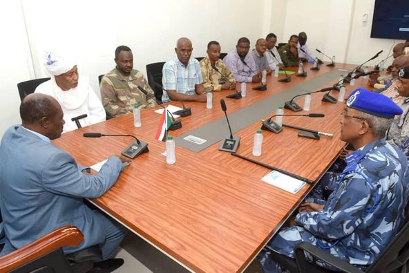 وزير الداخلية المكلف يلتقي بوفد المقاومة الشعبية بولاية سنار